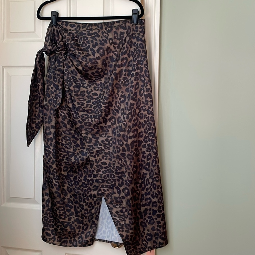 Leopard Print Midi Skirt